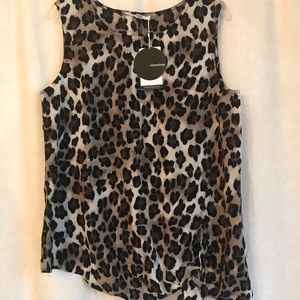 Round neck leopard print sleeveless tank-top